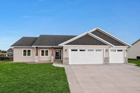 792 Crockett, Holmen, WI 54636