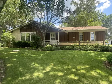 w334n7652 Stone Bank, Merton, WI 53066