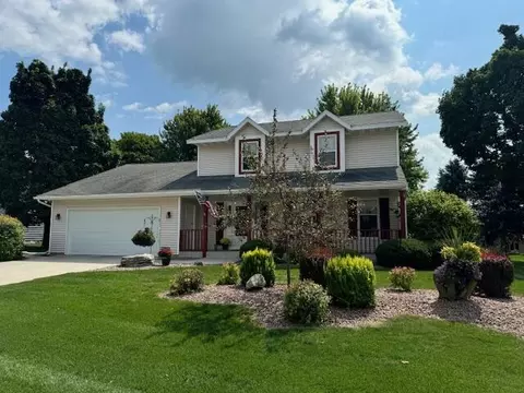809 Woodview, Sheboygan Falls, WI 53085