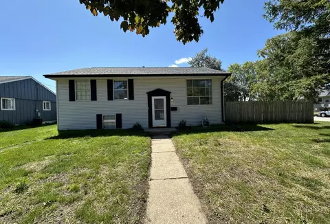 9525 Hulda, Sturtevant, WI 53177