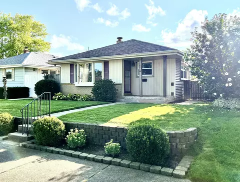 2513 Grove, Racine, WI 53405