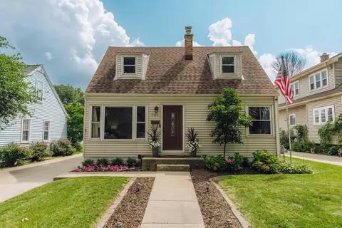 7121 W Mt Vernon, Milwaukee, WI 53213