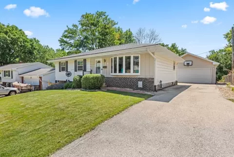 234 Jasper, Waukesha, WI 53188