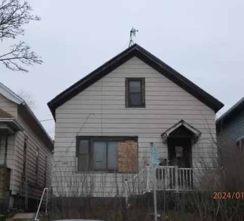 1409 S 5th, Milwaukee, WI 53204