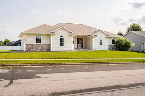 800 Oakwood, Holmen, WI 54636