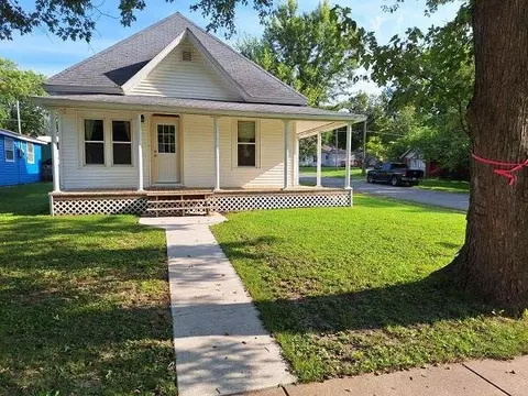 222 E Main, La Farge, WI 54639
