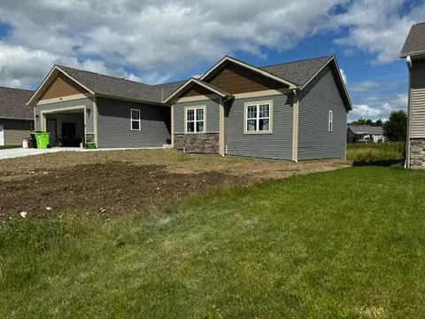 774 Glacial, Kewaskum, WI 53040