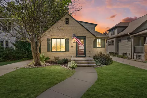 2925 N 74th, Milwaukee, WI 53210