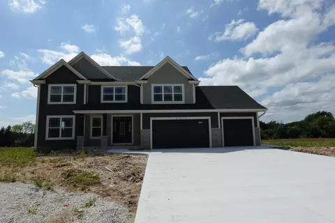 557 Wickland, Richfield, WI 53017