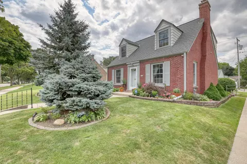 2979 N 85th, Milwaukee, WI 53222