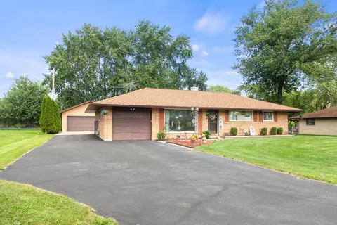 4104 122nd, Pleasant Prairie, WI 53158