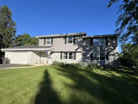 202 Karin, North Prairie, WI 53153