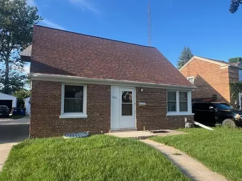 2420 Gillen, Racine, WI 53403