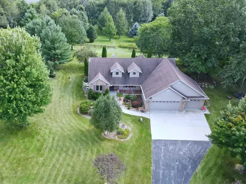 w6035 Whispering Lane, Plymouth, WI 53073