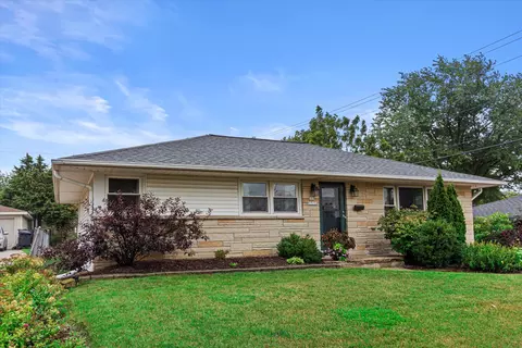n85w17254 Lee, Menomonee Falls, WI 53051