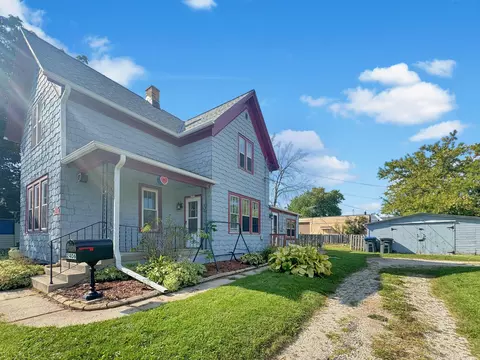2406 Main, Sheboygan, WI 53083