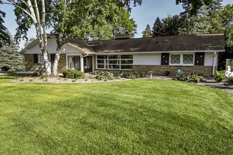 15205 Flagstaff, Brookfield, WI 53005