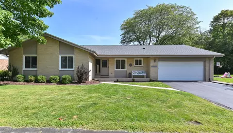 12530 N Jacqueline, Mequon, WI 53092