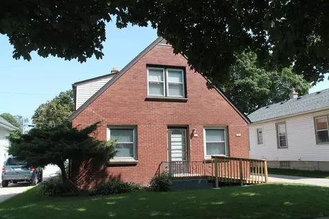 218 N 71st, Milwaukee, WI 53213