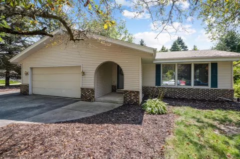 3381 Mount, Richfield, WI 53033