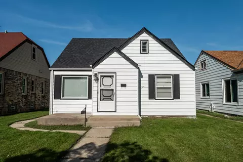 5039 N 25th, Milwaukee, WI 53209
