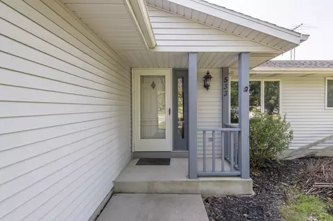 533 Millersville, Howards Grove, WI 53083