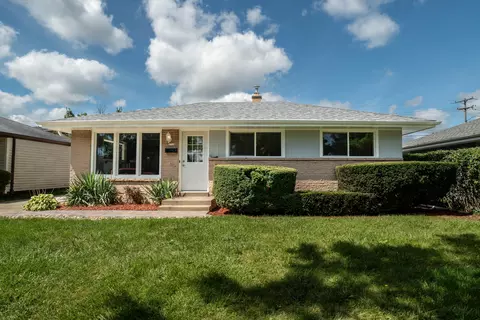 2714 Loraine, Racine, WI 53404