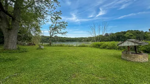 n8941 Swift Lake Drive, Troy, WI 53120