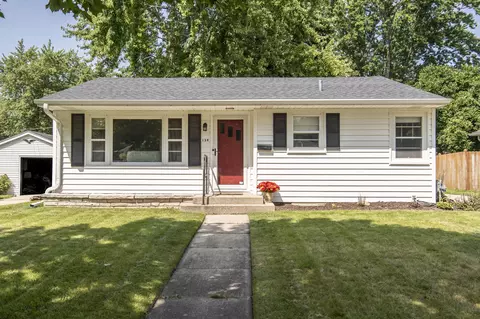 134 Hoover, Waukesha, WI 53186
