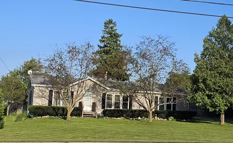 6009 County Highway R, Kossuth, WI 54220
