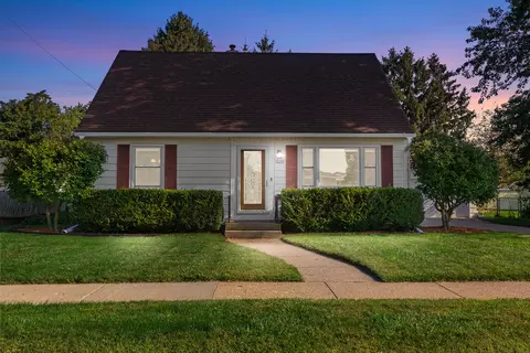 1336 W 5th, Oshkosh, WI 54902