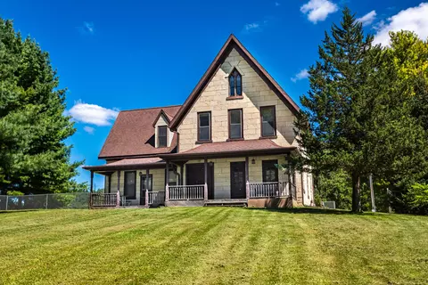 753 Main, De Soto, WI 54624