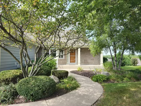 605 Chadburn #B, Brookfield, WI 53045