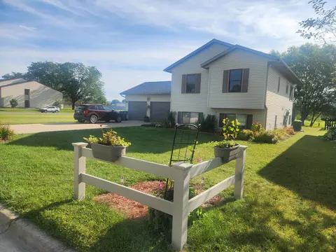 306 Erickson, Houston, MN 55943