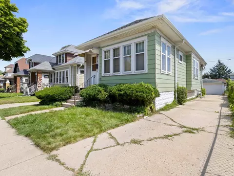 2918 N 60th, Milwaukee, WI 53210