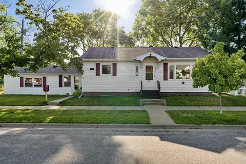 812 22nd, La Crosse, WI 54601