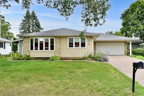 1718 6th, Winona, MN 55987