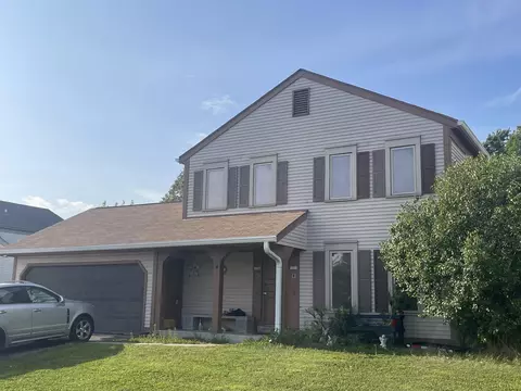 1708 E Sunset, Waukesha, WI 53189