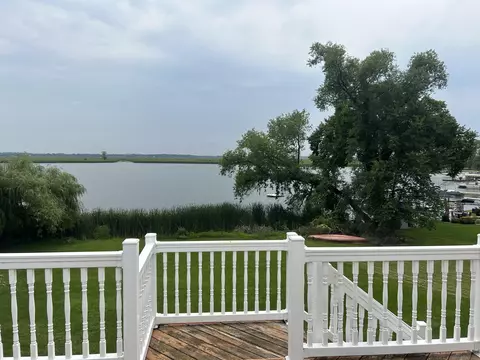w165s8220 Kurtze, Muskego, WI 53150