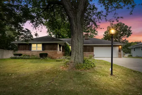 920 S Greenfield, Waukesha, WI 53186