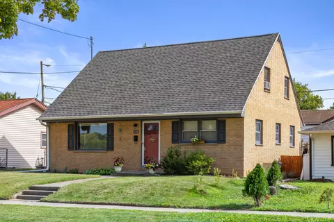 5125 W Green Tree, Milwaukee, WI 53223