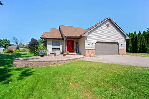 507 Skogen, Cambridge, WI 53523
