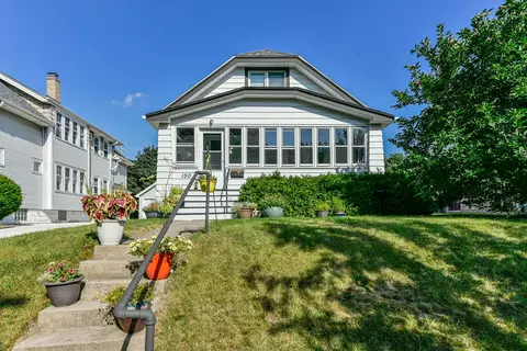 150 N 60th, Milwaukee, WI 53213