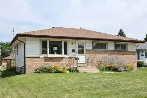 4240 S 21st, Milwaukee, WI 53221