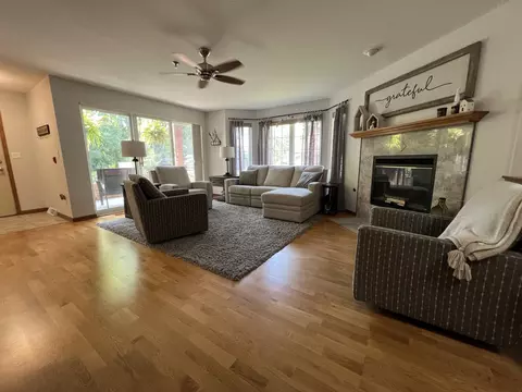 18880 Toldt Woods #8, Brookfield, WI 53045
