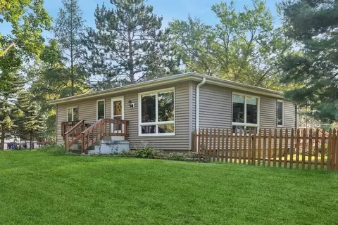 n1442 Jasmine Road, Bloomfield, WI 53128