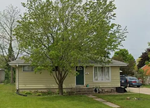 927 2nd, Grafton, WI 53024