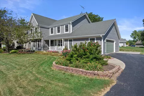 w226n2518 Oakwood, Waukesha, WI 53186