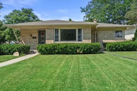 1036 Illinois, Racine, WI 53405