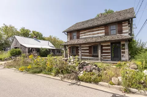 7697 County Highway Ww, Wayne, WI 53090
